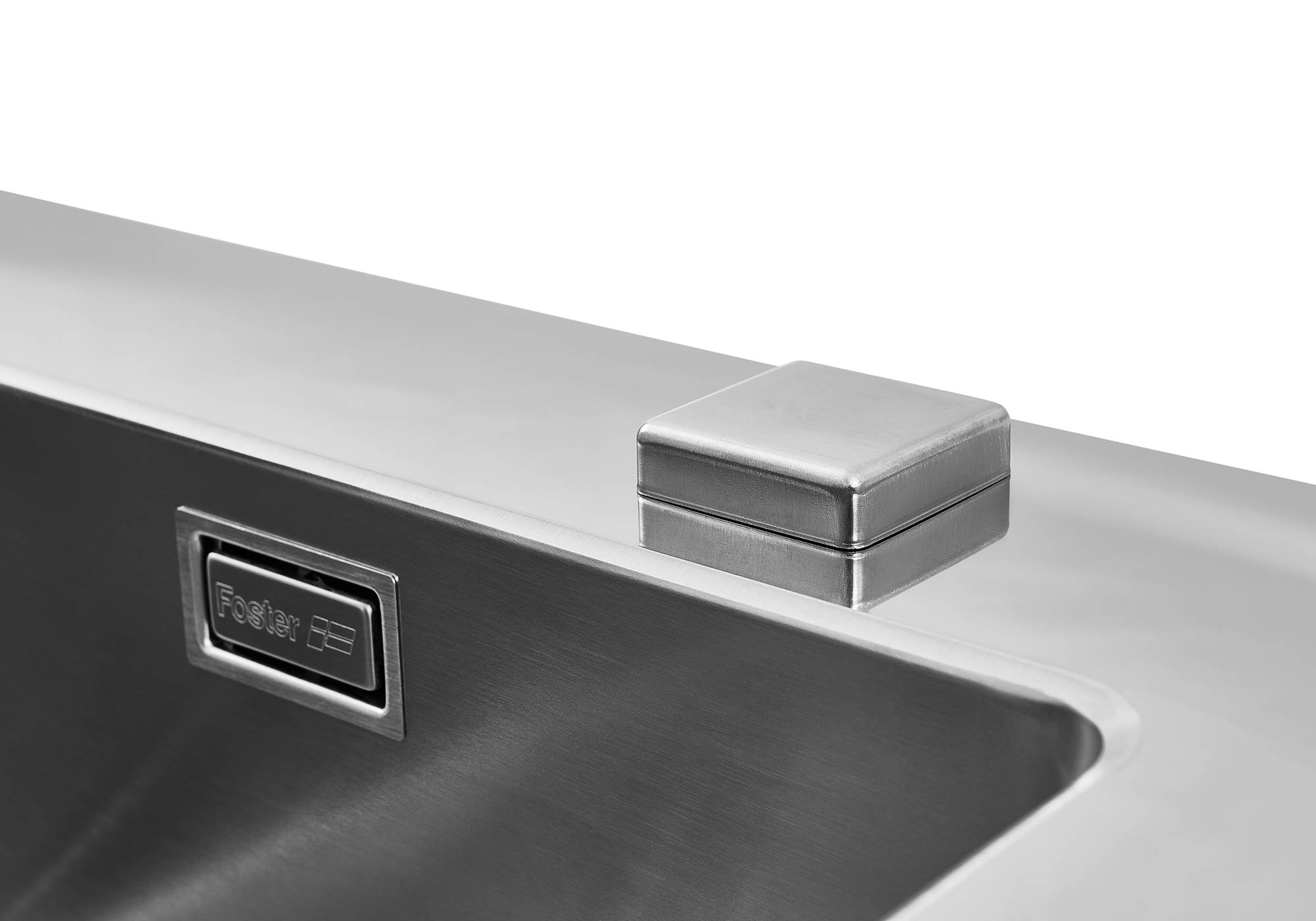 Lavello in acciaio inox con tappo quadrato e logo Foster su sfondo bianco.
