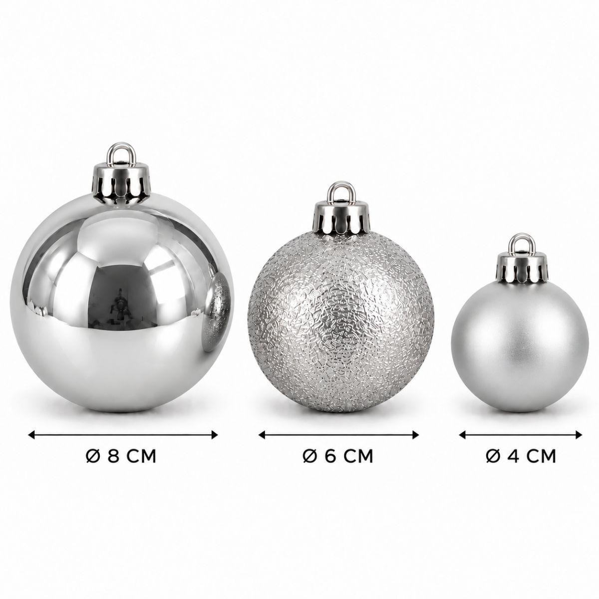Trois boules de Noël argentées avec des diamètres de 8 cm, 6 cm et 4 cm sur fond blanc.