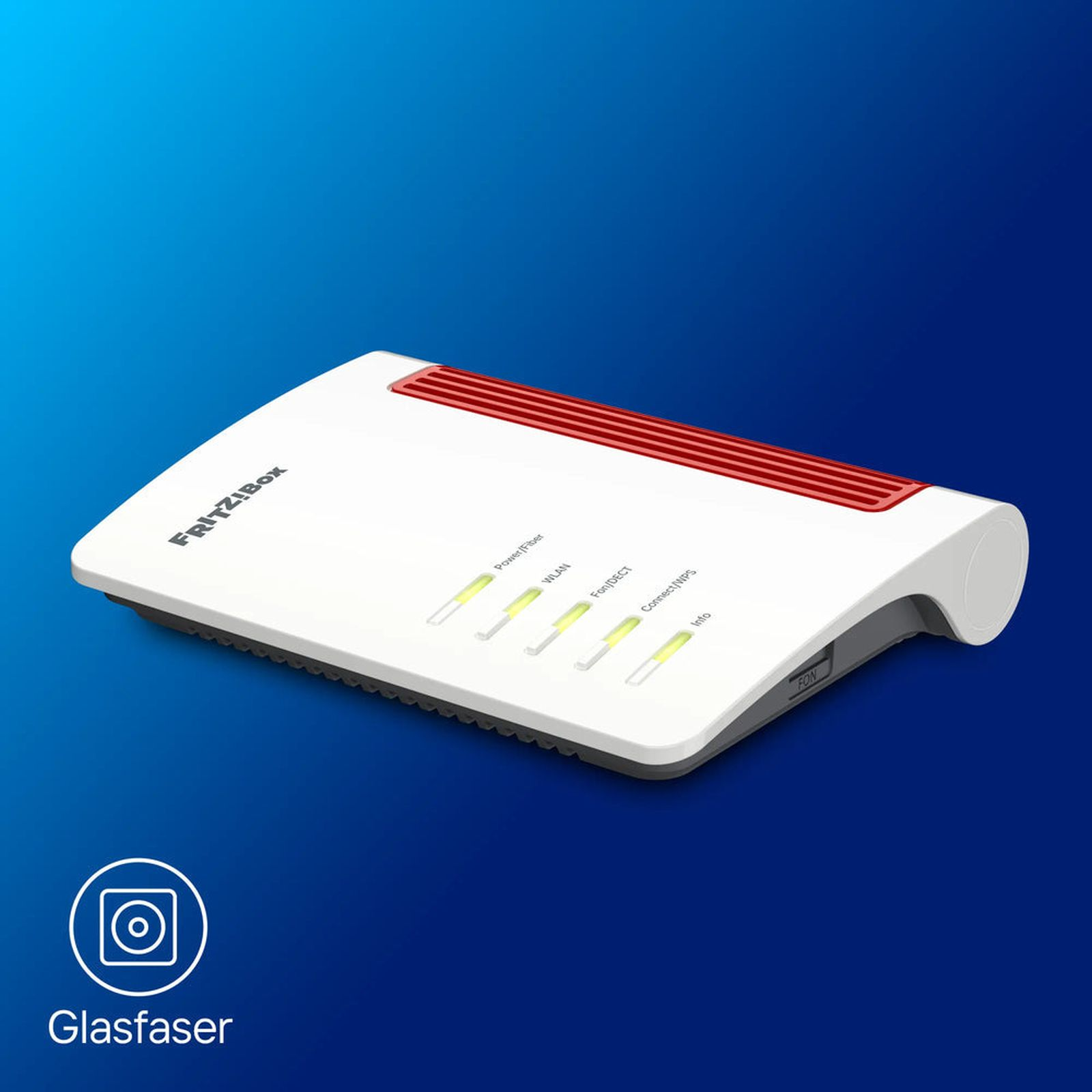 Weißer Fritz!Box Router mit roten Akzenten und leuchtenden LEDs auf blauem Hintergrund mit Glasfaser-Symbol.