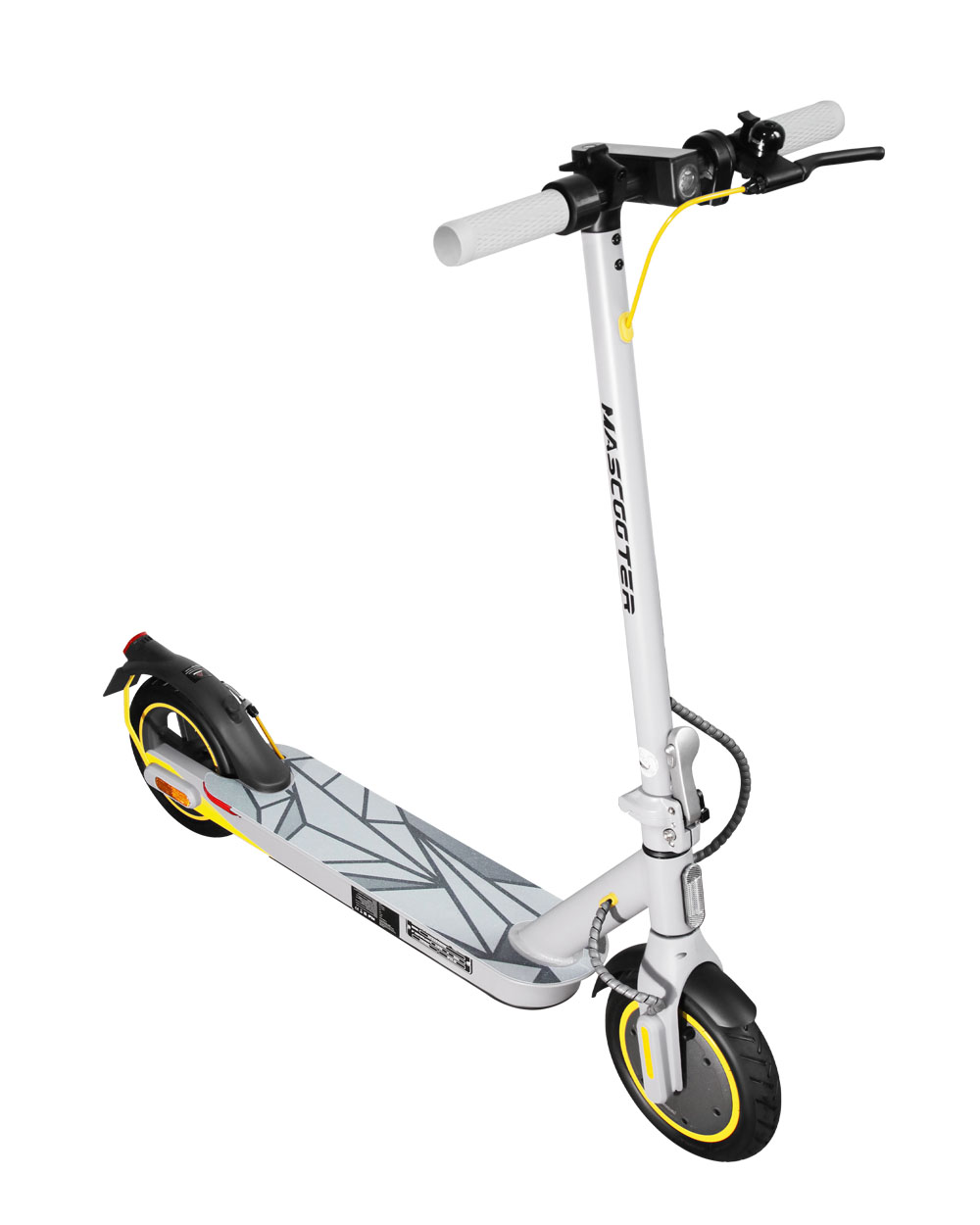 Un patinete eléctrico gris con detalles amarillos y patrón geométrico en la base sobre fondo blanco.