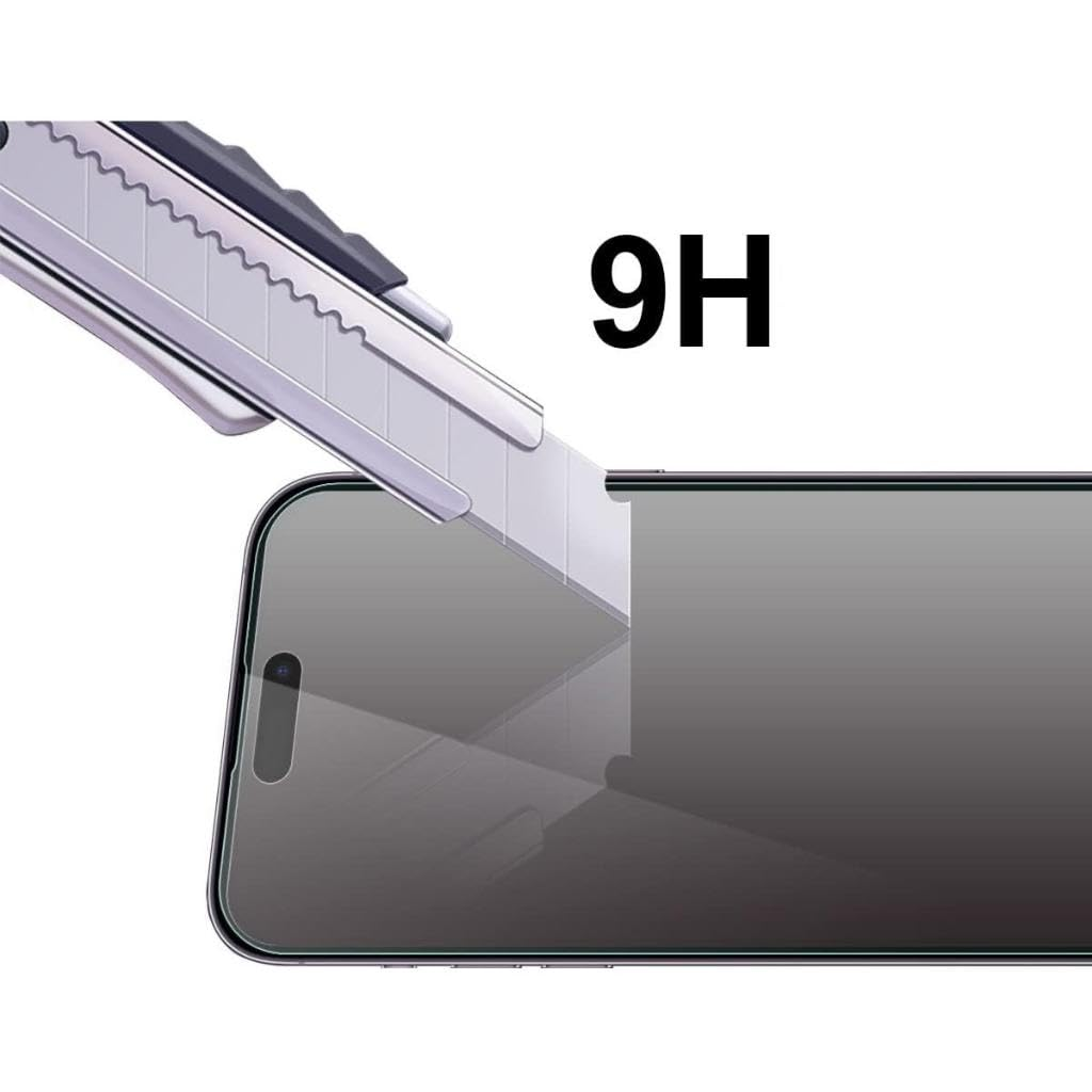 Bir maket bıçağı, akıllı telefondaki 9H ekran koruyucusunu çiziyor.