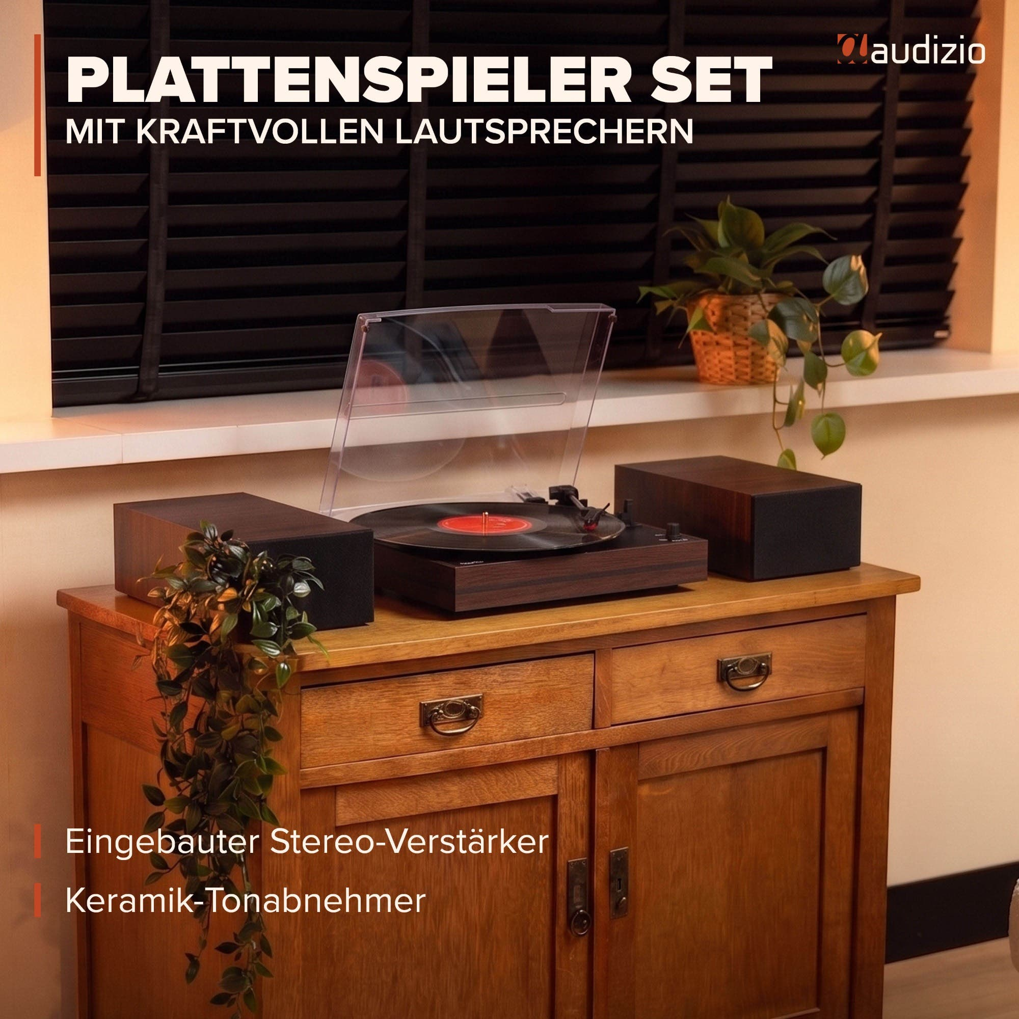 Set de tocadiscos con altavoces sobre un mueble de madera.