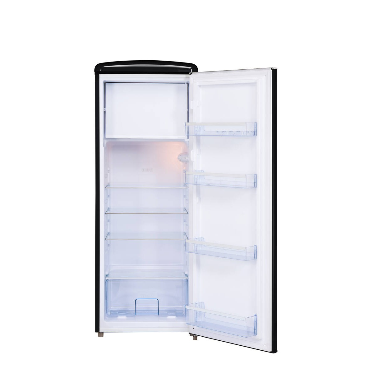 Ein offener schwarzer Retro-Kühlschrank mit Glasregalen und leerem Innenraum auf weißem Hintergrund.