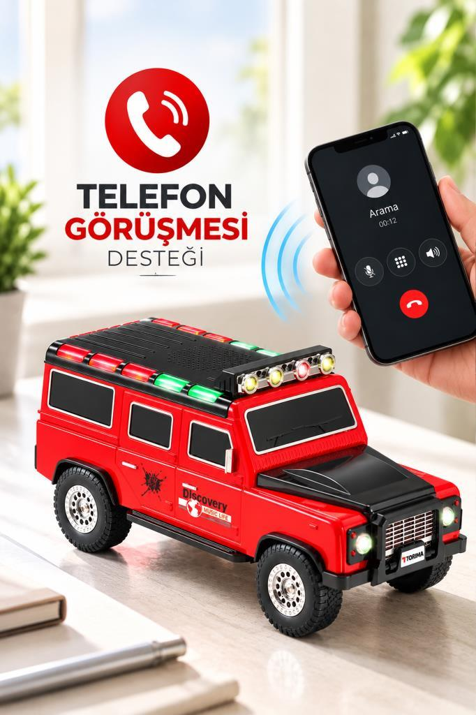 Telefon görüşmelerini destekleyen kırmızı oyuncak arazi aracı ve yanında akıllı telefon tutan bir el.