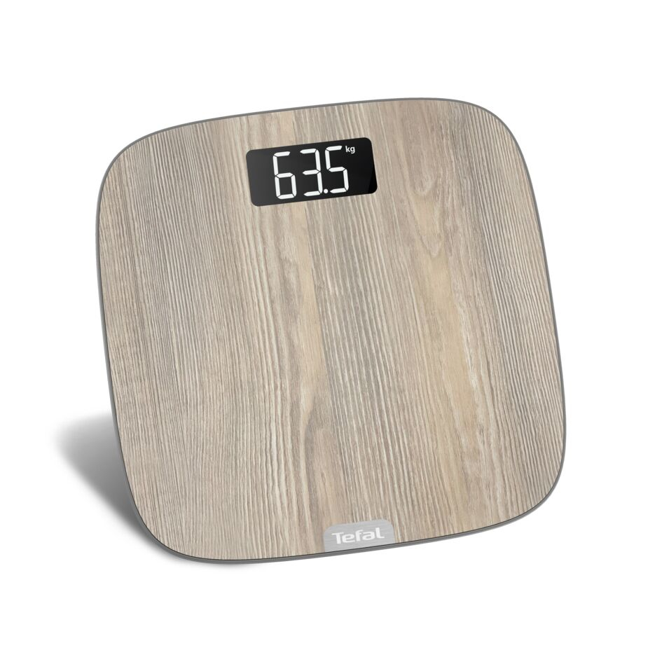 Bilancia pesapersone digitale con effetto legno e display LCD che mostra 63.5 kg su sfondo bianco.