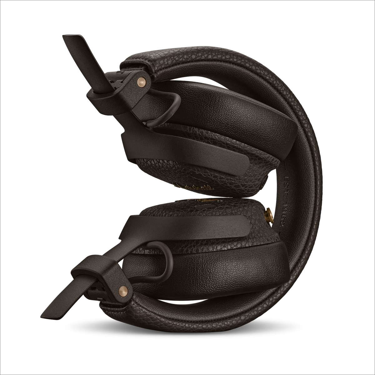 Schwarze, zusammengeklappte On-Ear-Kopfhörer aus Leder mit goldener Akzentuierung auf weißem Hintergrund.