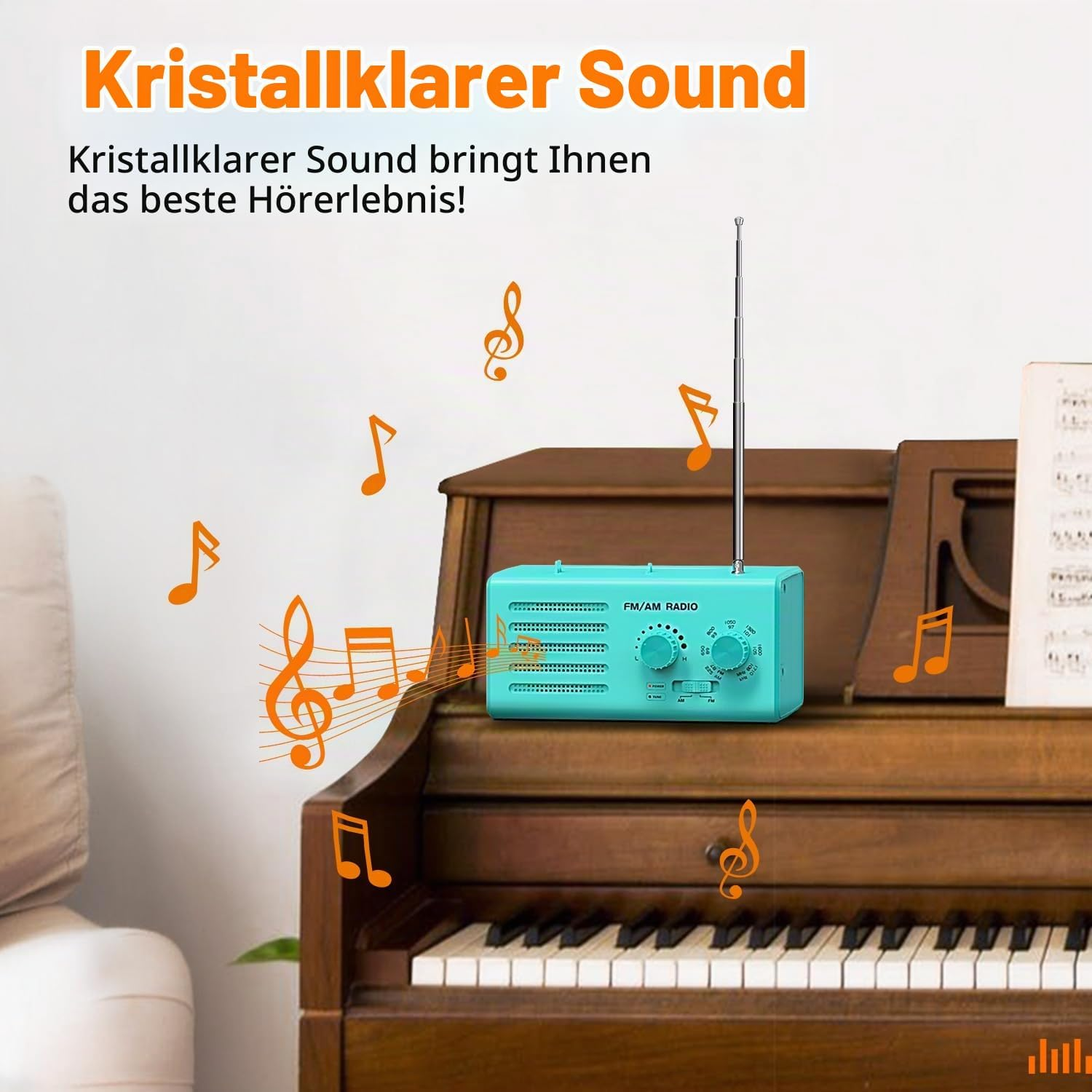 Ein türkisfarbenes FM/AM-Radio auf einem Holzklavier mit schwebenden orangen Noten.