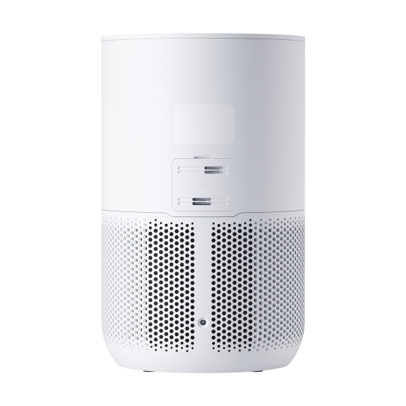 Un purificatore d'aria bianco cilindrico con griglie perforate nella metà inferiore su sfondo bianco.