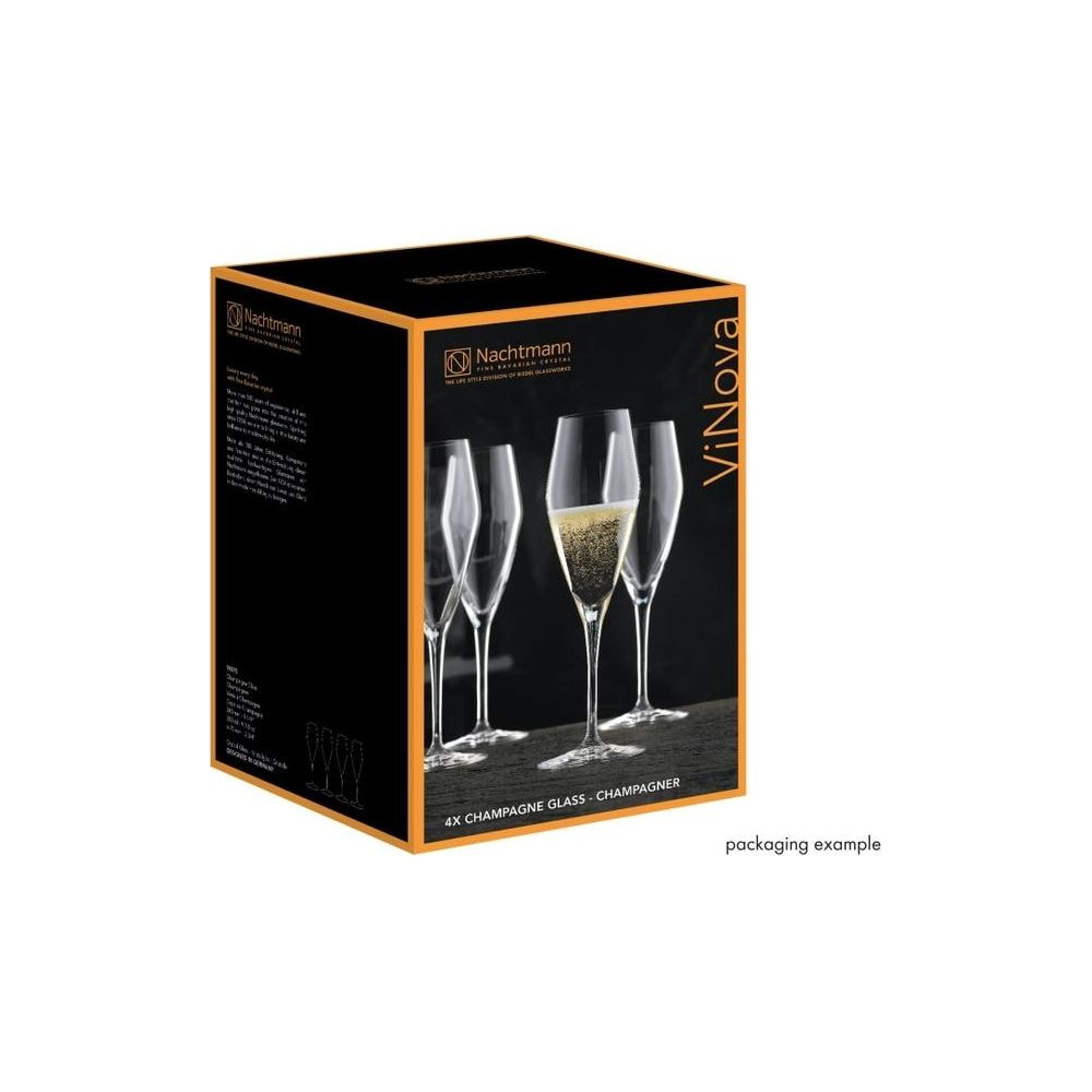 Schwarze Nachtmann ViNova Champagnergläser Verpackung mit vier Gläsern, eines davon gefüllt.