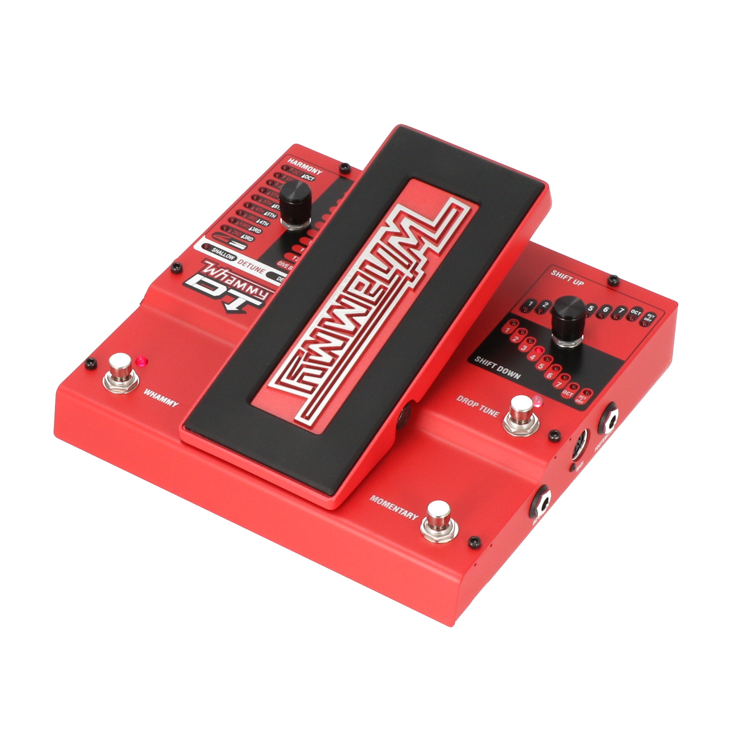 Czerwony pedał gitarowy Digitech Whammy DT z czarnym pedałem ekspresji i wskaźnikami LED na białym tle.