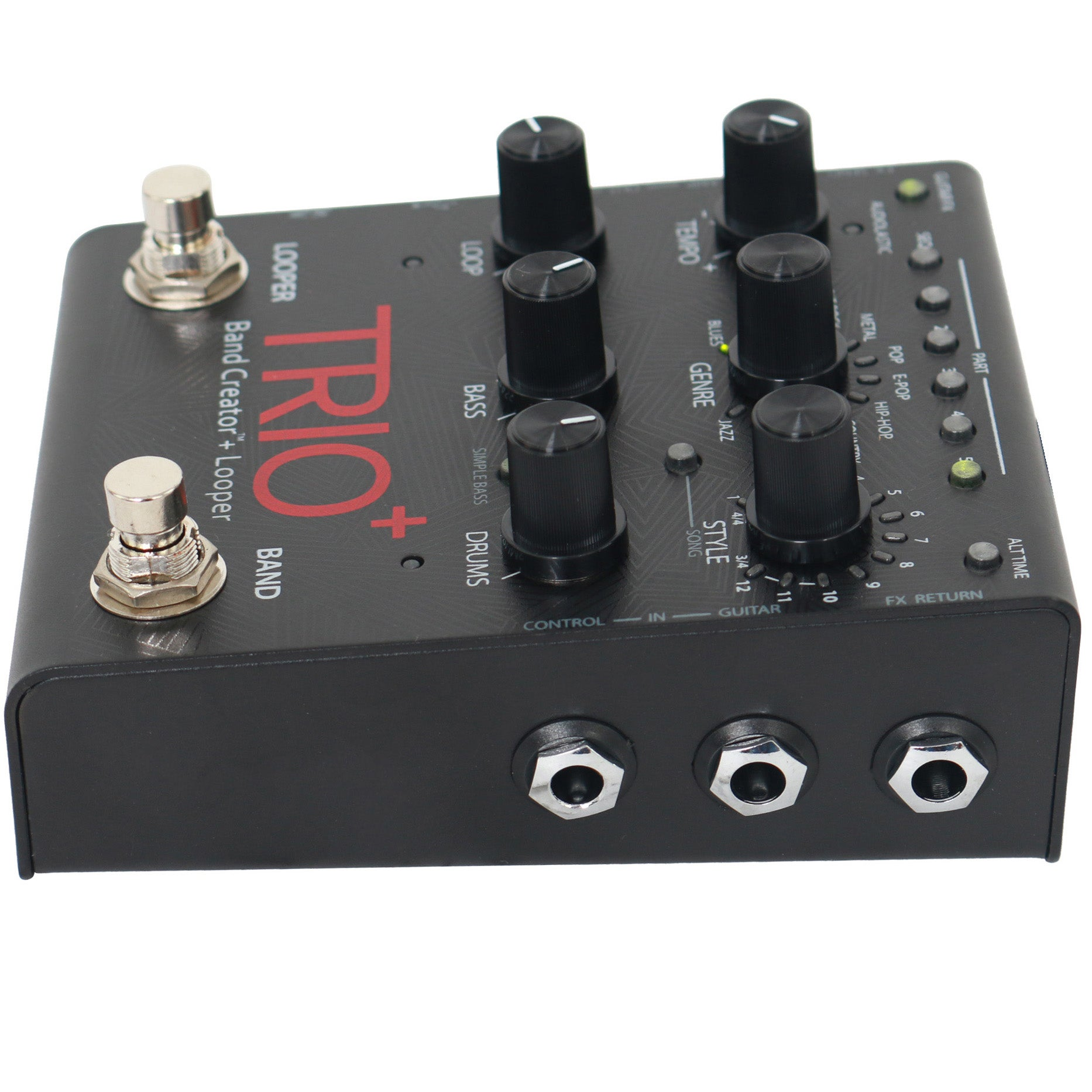 Czarny pedał gitarowy Digitech Trio+ z pokrętłami i przełącznikami.