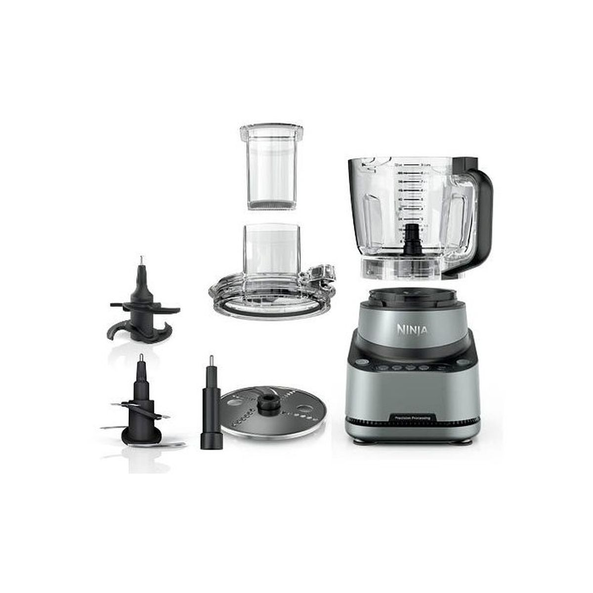 Robot da cucina Ninja con accessori smontati come ciotole, coperchi e lame mostrati su sfondo bianco.