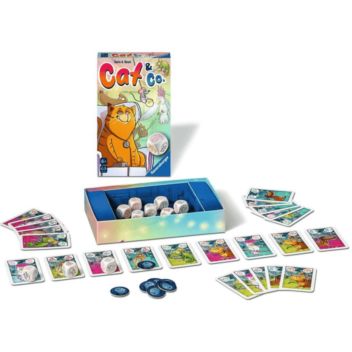 Juego de mesa Cat & Co con caja, cartas coloridas y dados personalizados sobre fondo blanco.