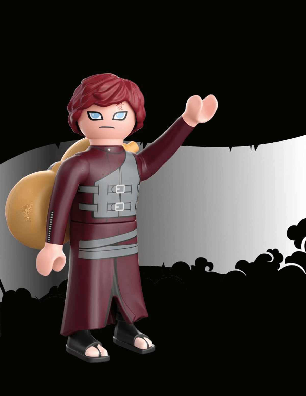 Una figura de Playmobil estilo Naruto con cabello rojo, abrigo oscuro y una calabaza grande en la espalda sobre fondo negro.