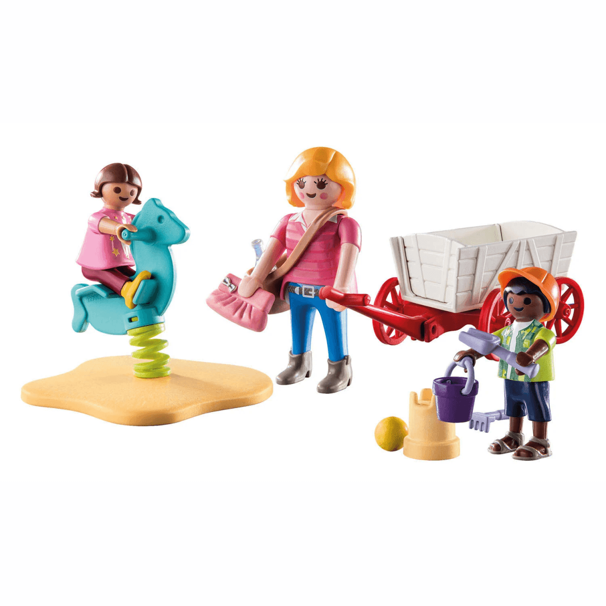 Figuras de Playmobil en un parque: una madre con bolso, un niño en un balancín de resorte y un niño con un carro.