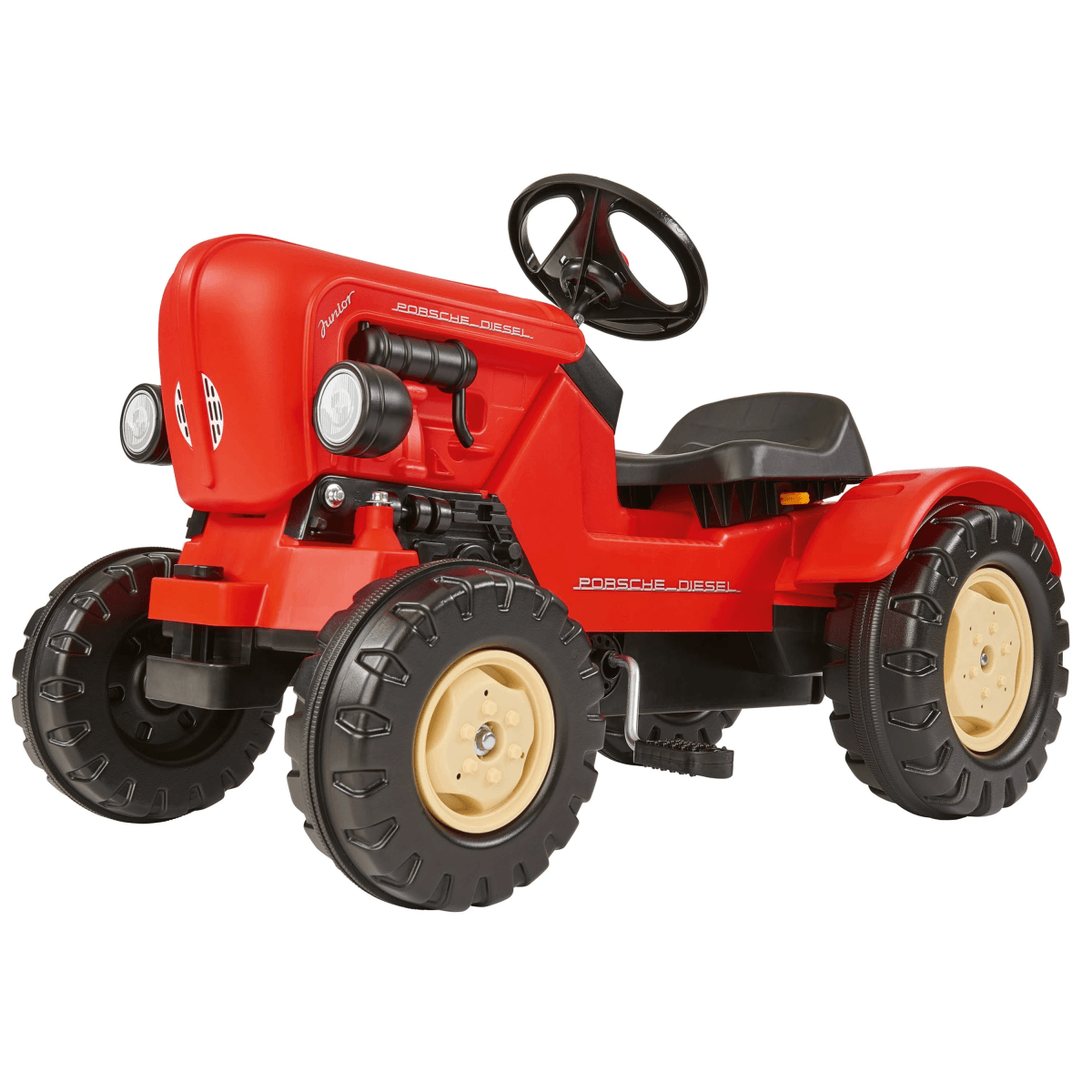 Un tractor de pedales infantil Porsche Diesel rojo con neumáticos negros y llantas amarillas sobre fondo blanco.