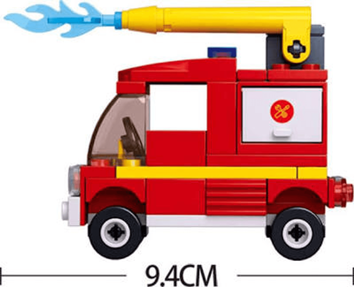 Un camión de bomberos de Lego rojo con un cañón de agua azul en el techo, de 9,4 cm de largo.
