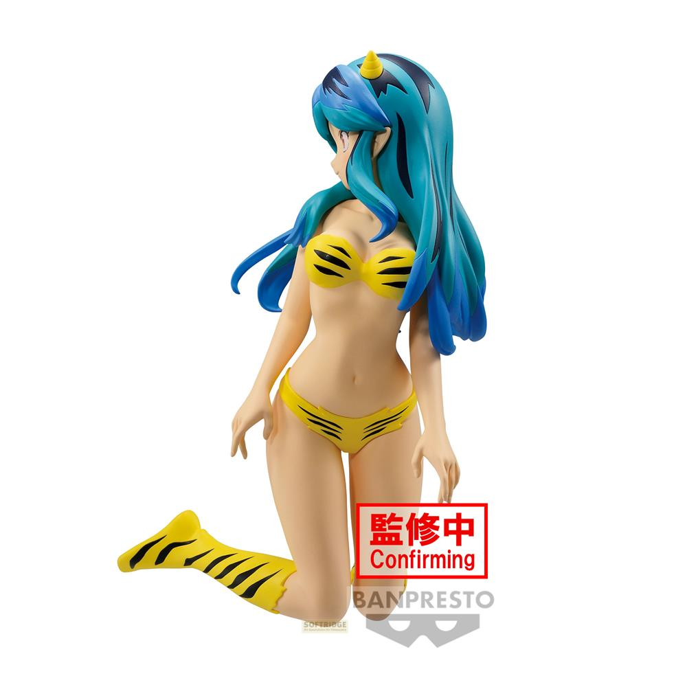 Anime-Figur Lum in gelbem Tigerprint-Bikini mit blauen Haaren.