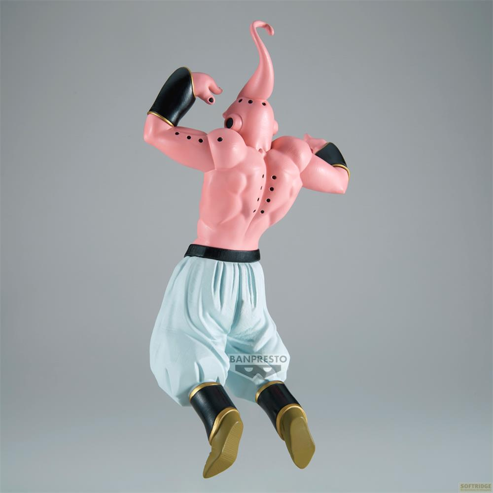Różowa figurka akcji Majin Buu z Dragon Ball Z, widziana od tyłu, skacząca z uniesionymi rękami.