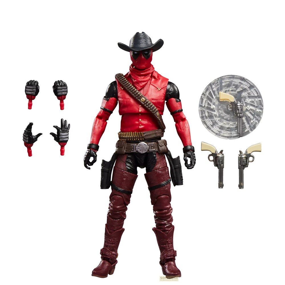 Figura de acción de Deadpool estilo vaquero con sombrero, traje rojo, armas y manos intercambiables sobre fondo blanco.