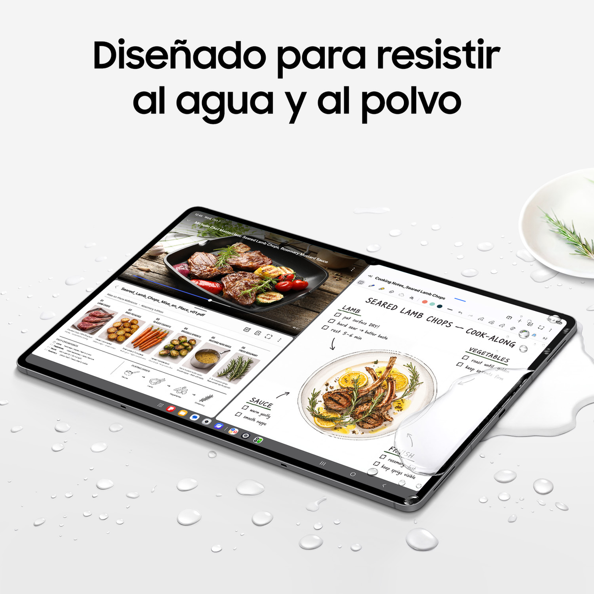 Una tablet en superficie blanca con gotas de agua y notas para cordero.