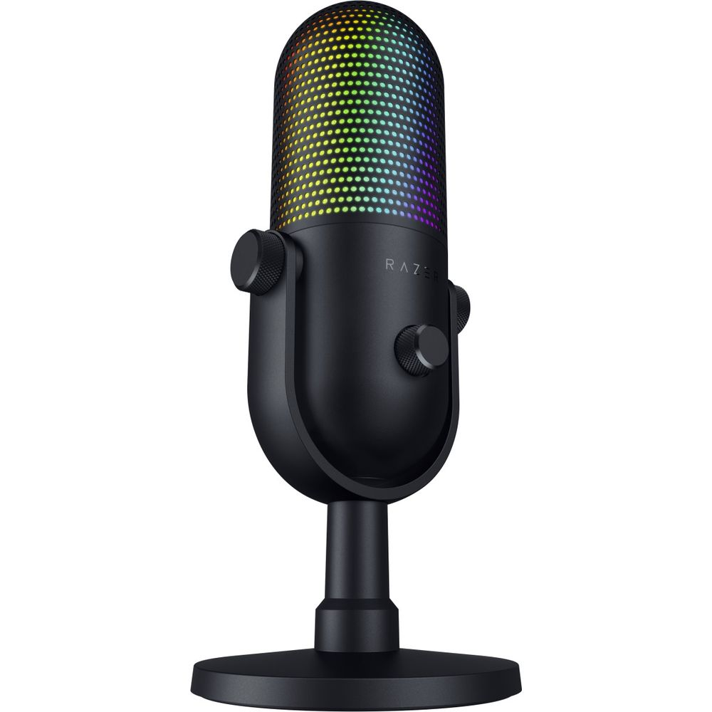 Ein schwarzes Razer-Mikrofon mit einem Regler und einer farbig leuchtenden RGB-Oberseite auf einem Ständer.