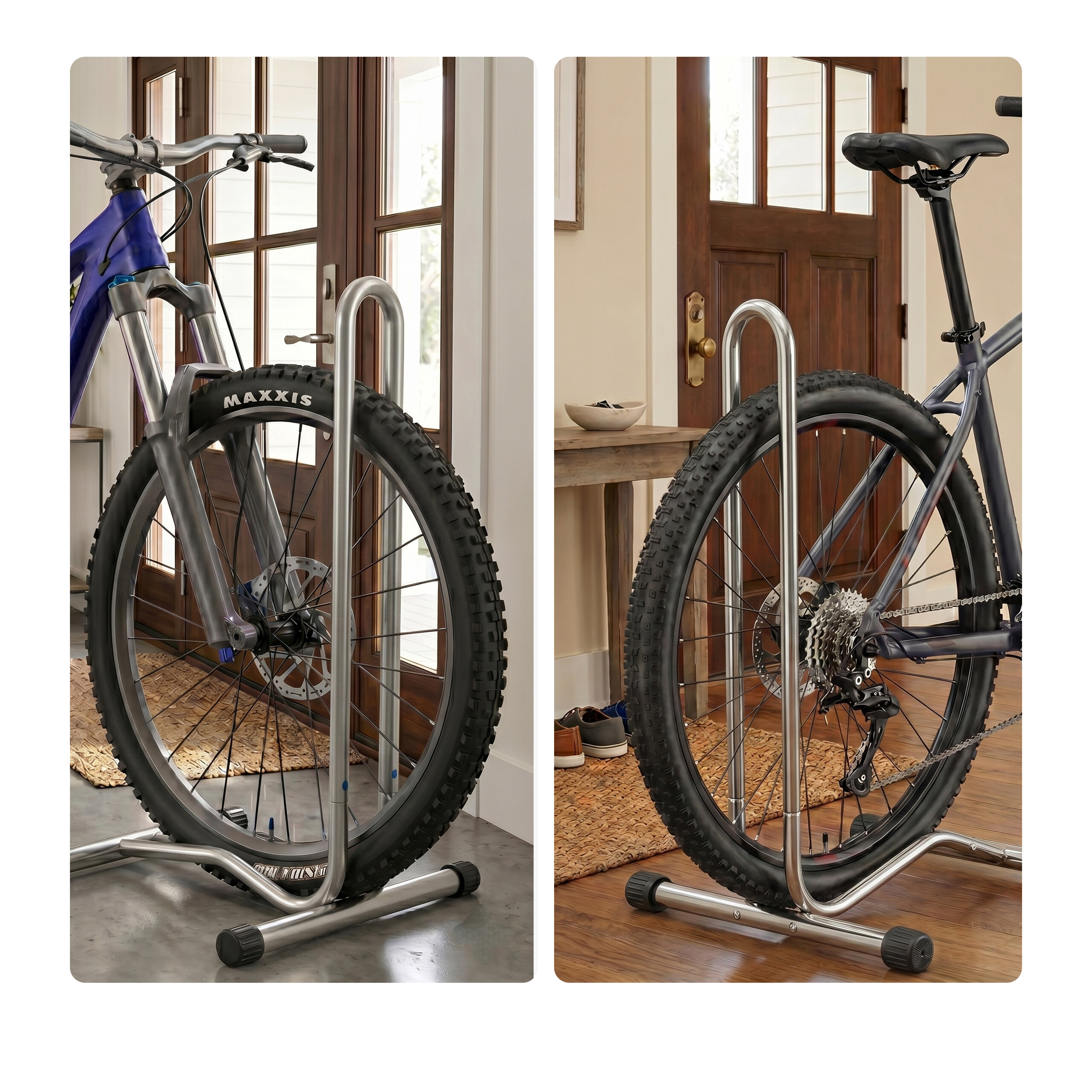 Ein blaues Fahrrad steht in einem silbernen Metallständer vor einer Holztür.