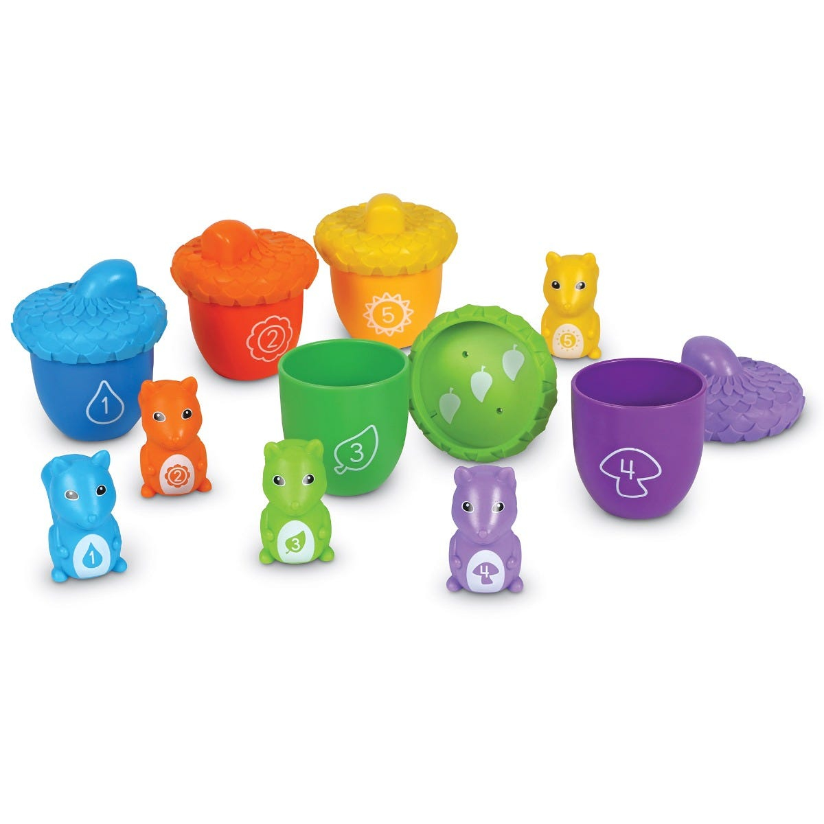 Bunte Eichel-Spielzeugfiguren mit passenden Tieren, Zahlen und Formen zum Sortieren.