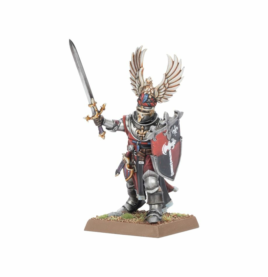 Eine bemalte Miniatur eines gepanzerten Ritters mit Schwert, Schild und geflügeltem Helm auf einer Base.