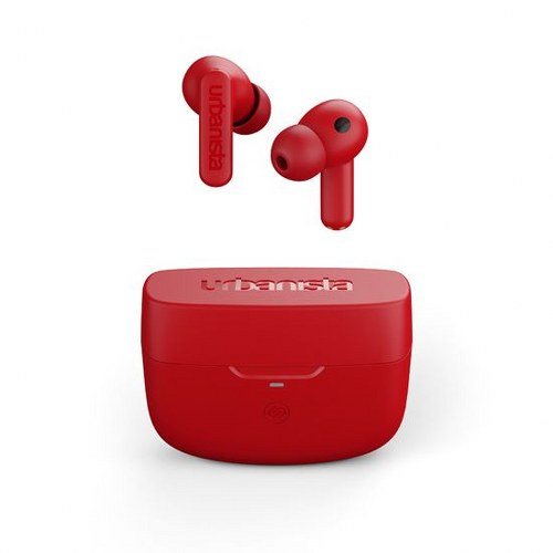 Auriculares intrauditivos Urbanista rojos con su estuche de carga sobre fondo blanco.