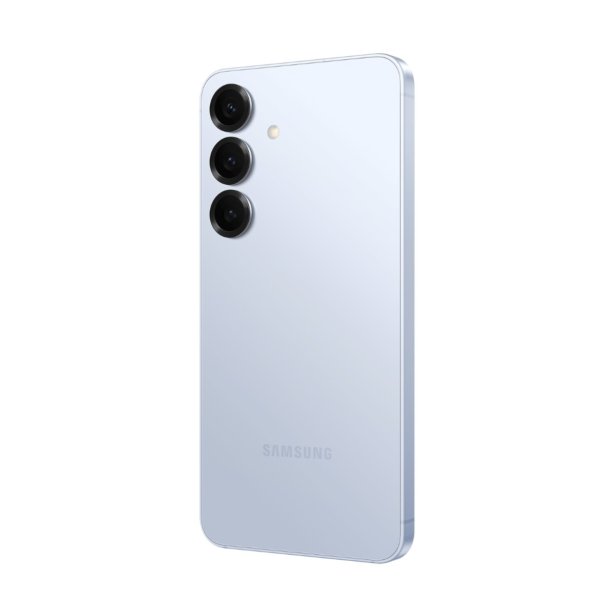 Vista trasera de un smartphone Samsung azul claro con tres lentes de cámara verticales y el logotipo de Samsung.