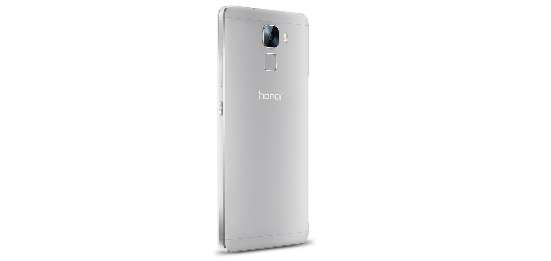 Rückseite eines silbernen Honor-Smartphones mit Kamera und Fingerabdrucksensor auf weißem Hintergrund.