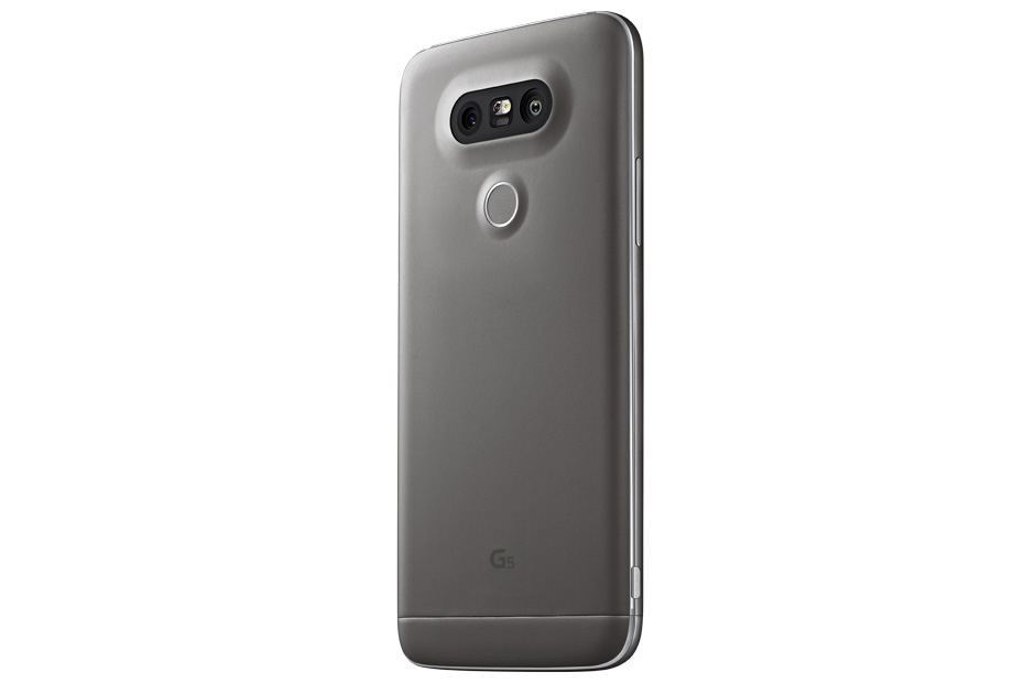 Retro di uno smartphone LG G5 grigio con doppia fotocamera e sensore di impronte su sfondo bianco.