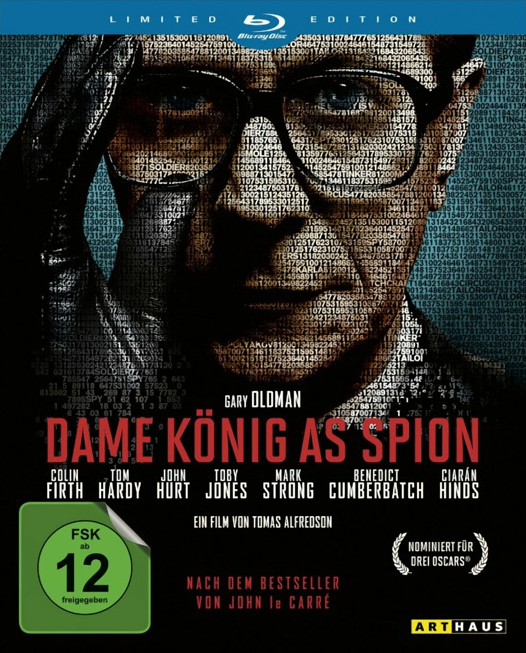 Filmplakat von Dame König As Spion mit Gary Oldman, bedeckt mit Zahlen und Texten.