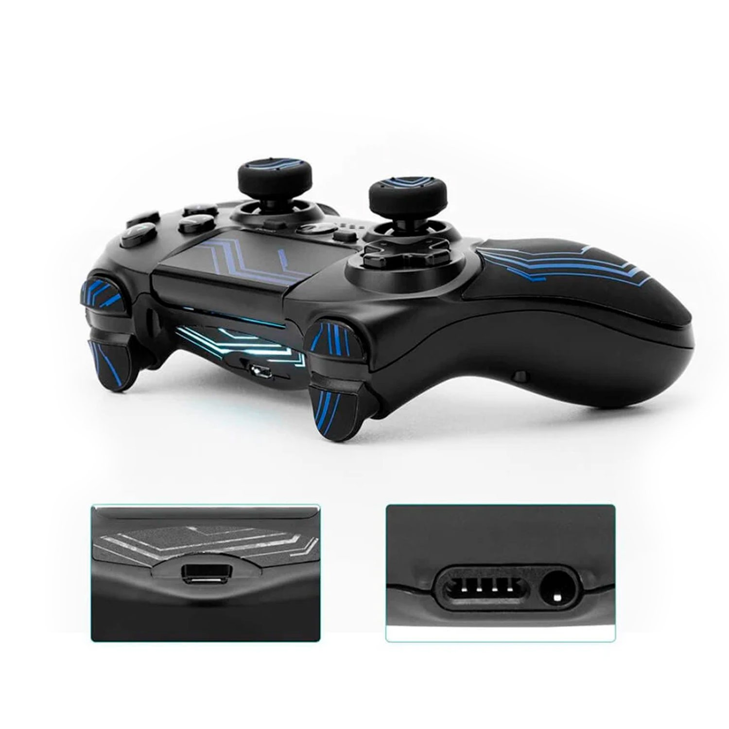 Control de juegos negro con detalles azules y dos inserciones de detalles de puertos.