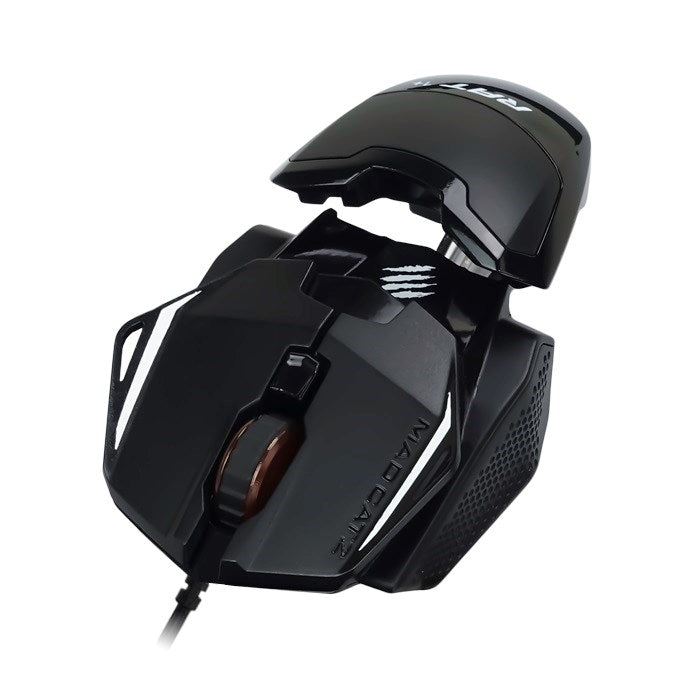 Beyaz arka planda ayarlanabilir, futuristik tasarımlı siyah kablolu oyuncu mouse'u.