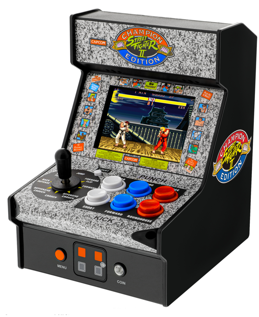 Mini máquina arcade Street Fighter II Champion Edition con un joystick y seis botones coloridos.
