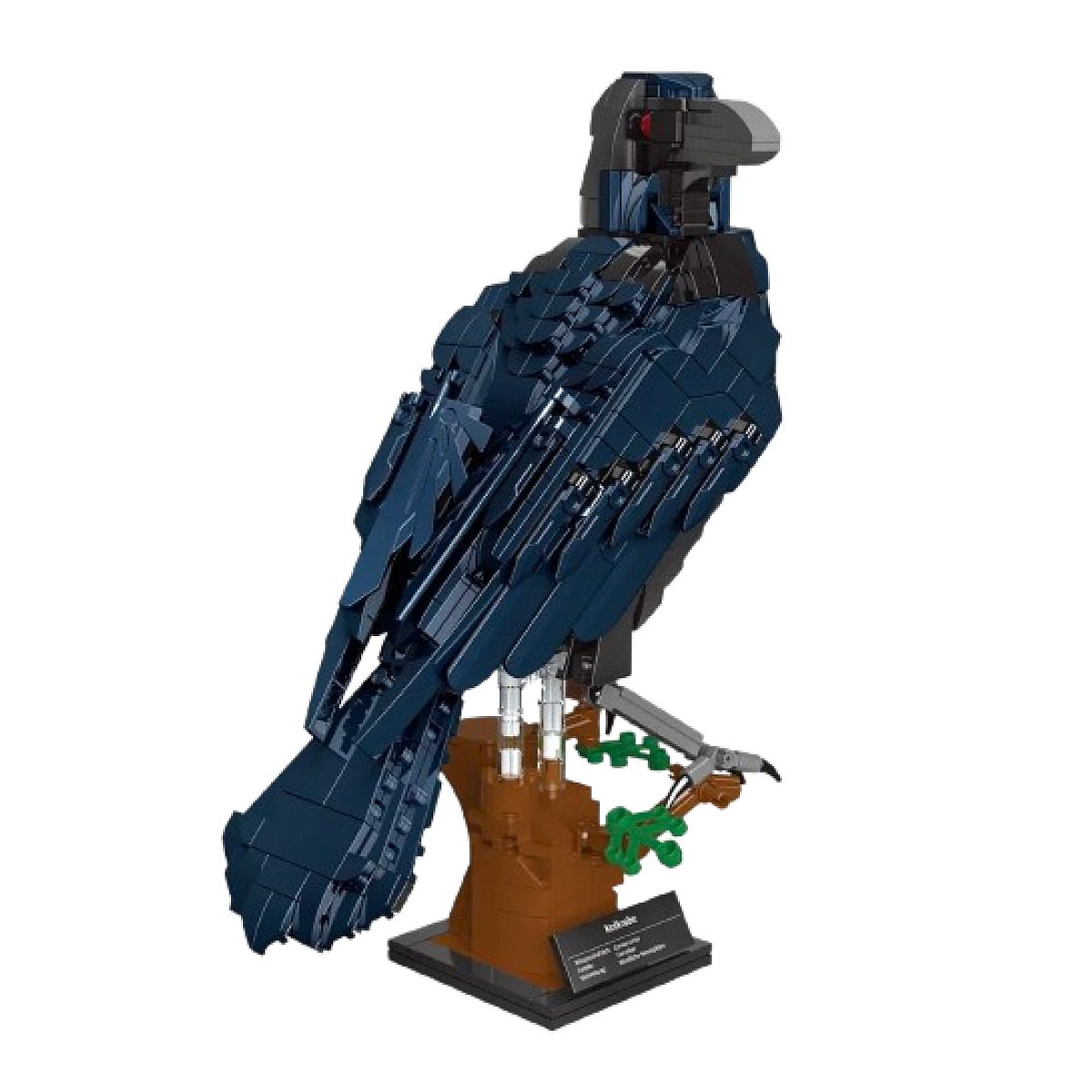 Ein detailreiches, aus schwarzen Lego-Steinen erbautes Modell eines Raben, der auf einem braunen Ast sitzt.
