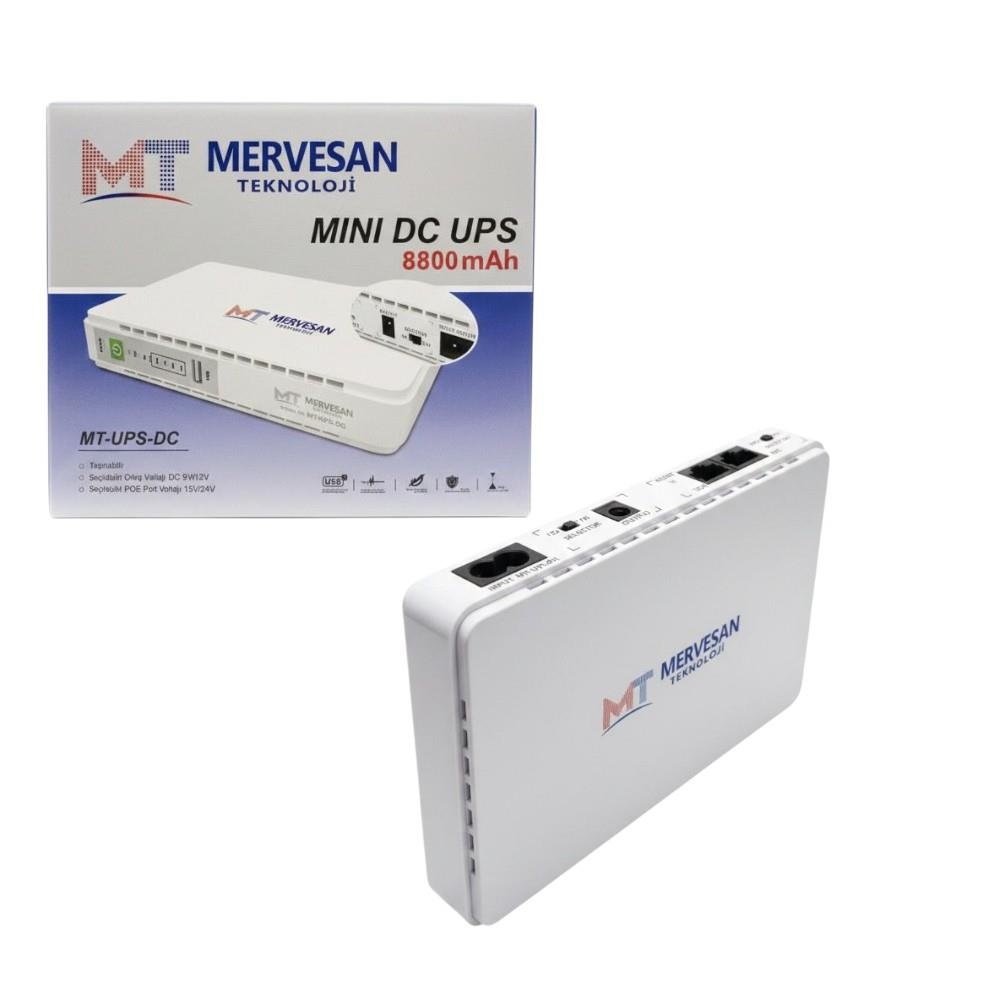 Ürün kutusunun önünde 8800mAh kapasiteli beyaz Mervesan Mini DC UPS.