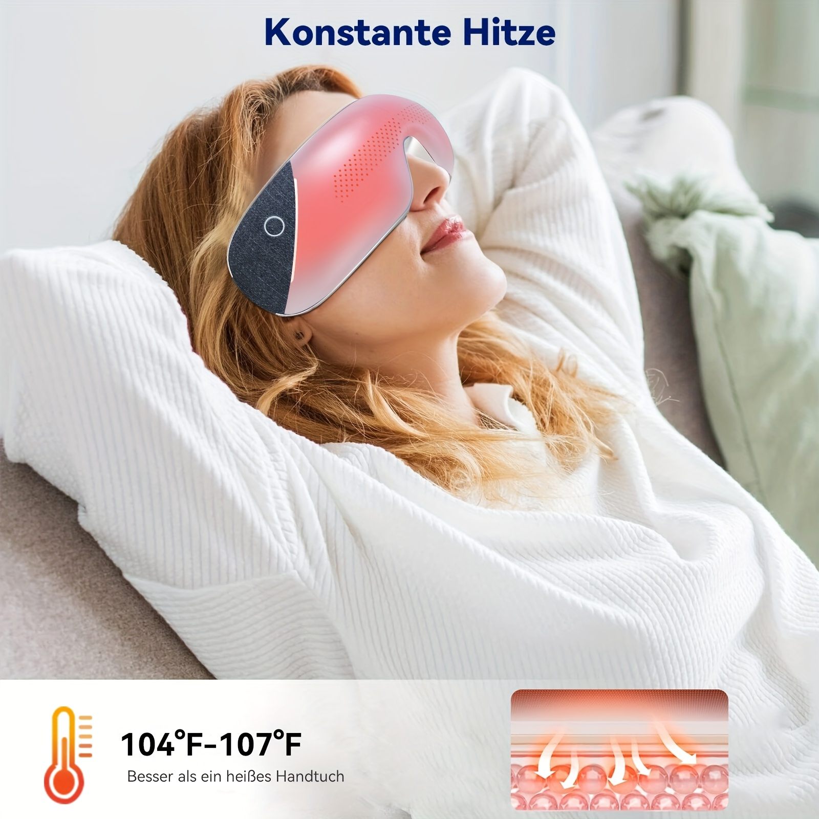 Eine Frau in weißer Kleidung entspannt auf einem Sofa und trägt ein rosa Augenmassagegerät mit konstanter Hitze.