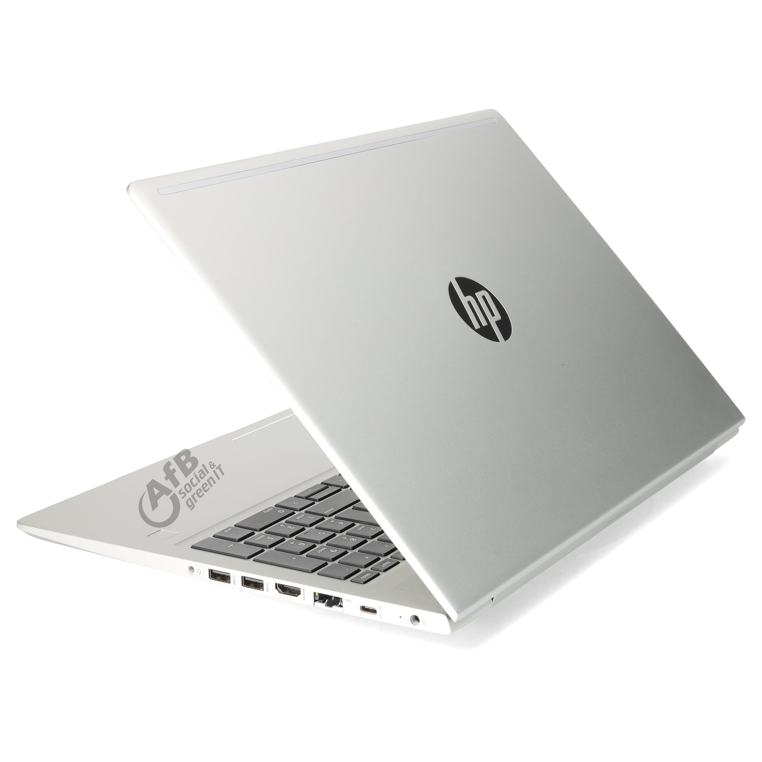 Ein silberner HP ProBook Laptop steht offen auf weißem Grund und zeigt Tastatur, Anschlüsse und Logo.
