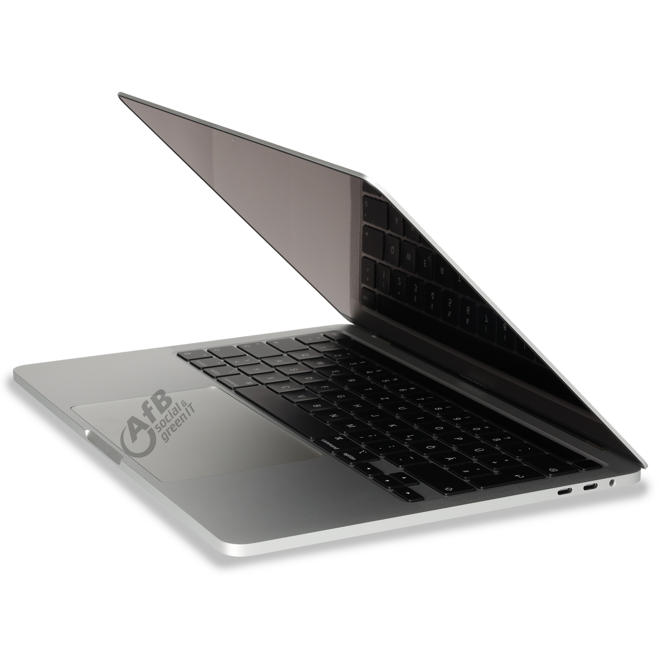 Silberner Laptop im Profil auf weißem Grund mit schwarzer Tastatur und Logo auf dem Trackpad.