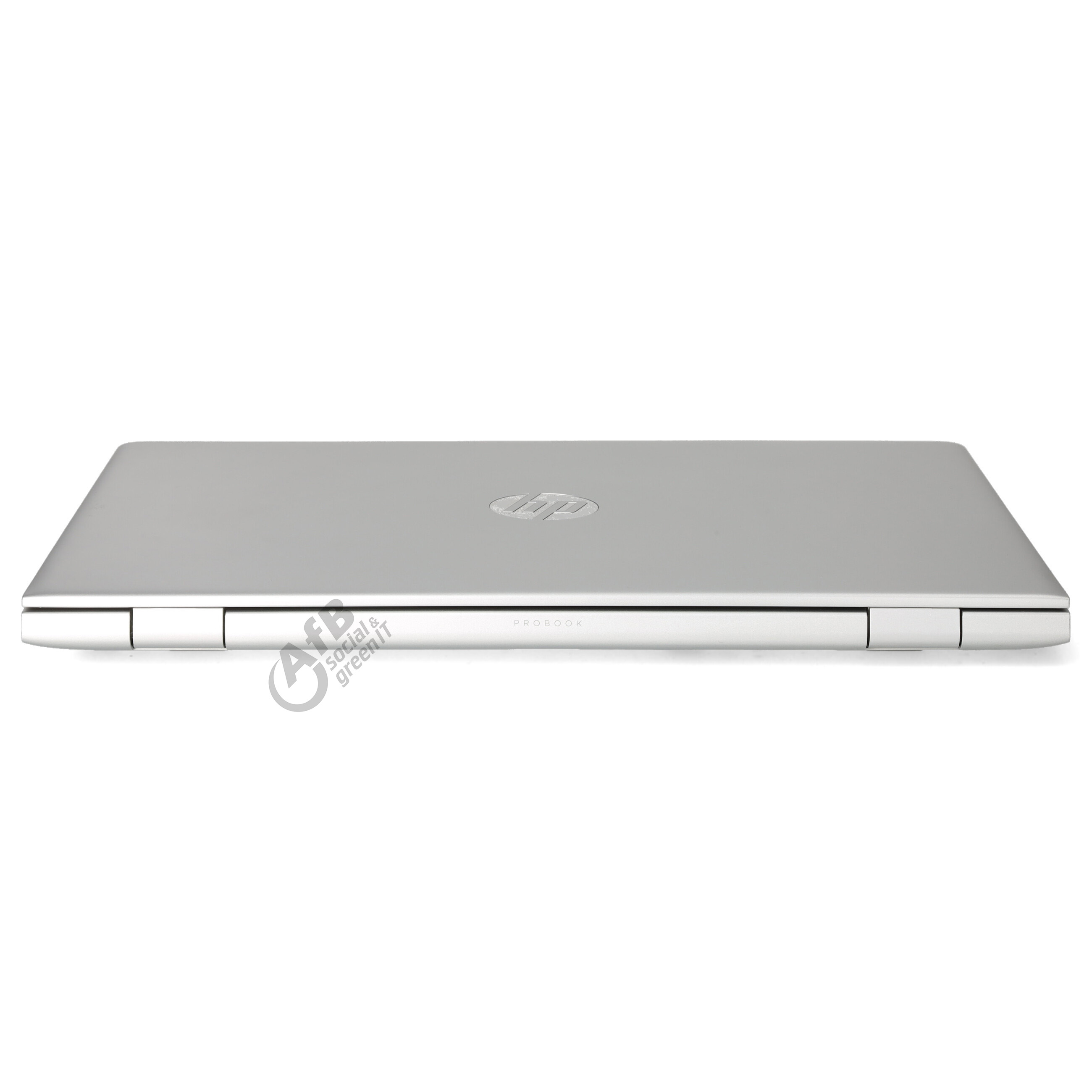 Ein silberner HP ProBook Laptop geschlossen auf weißem Hintergrund.