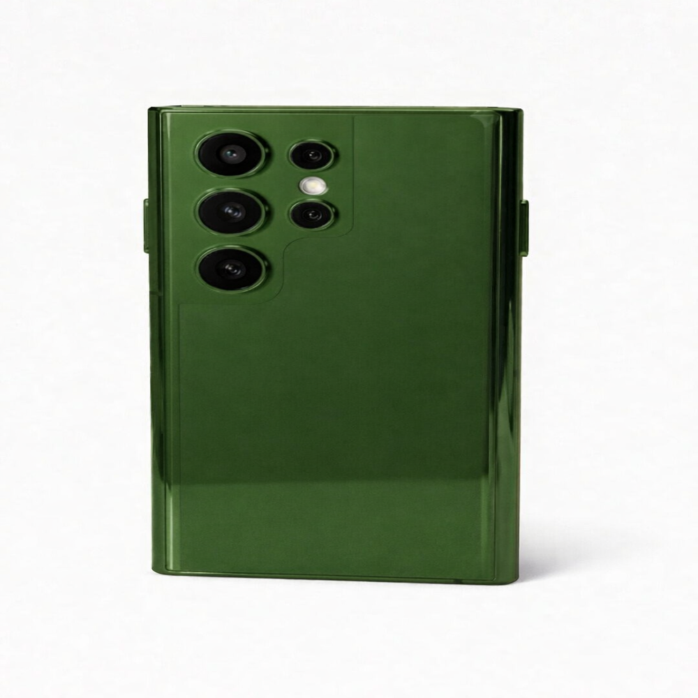 Parte trasera de un teléfono inteligente verde con múltiples lentes de cámara y un flash sobre fondo blanco.