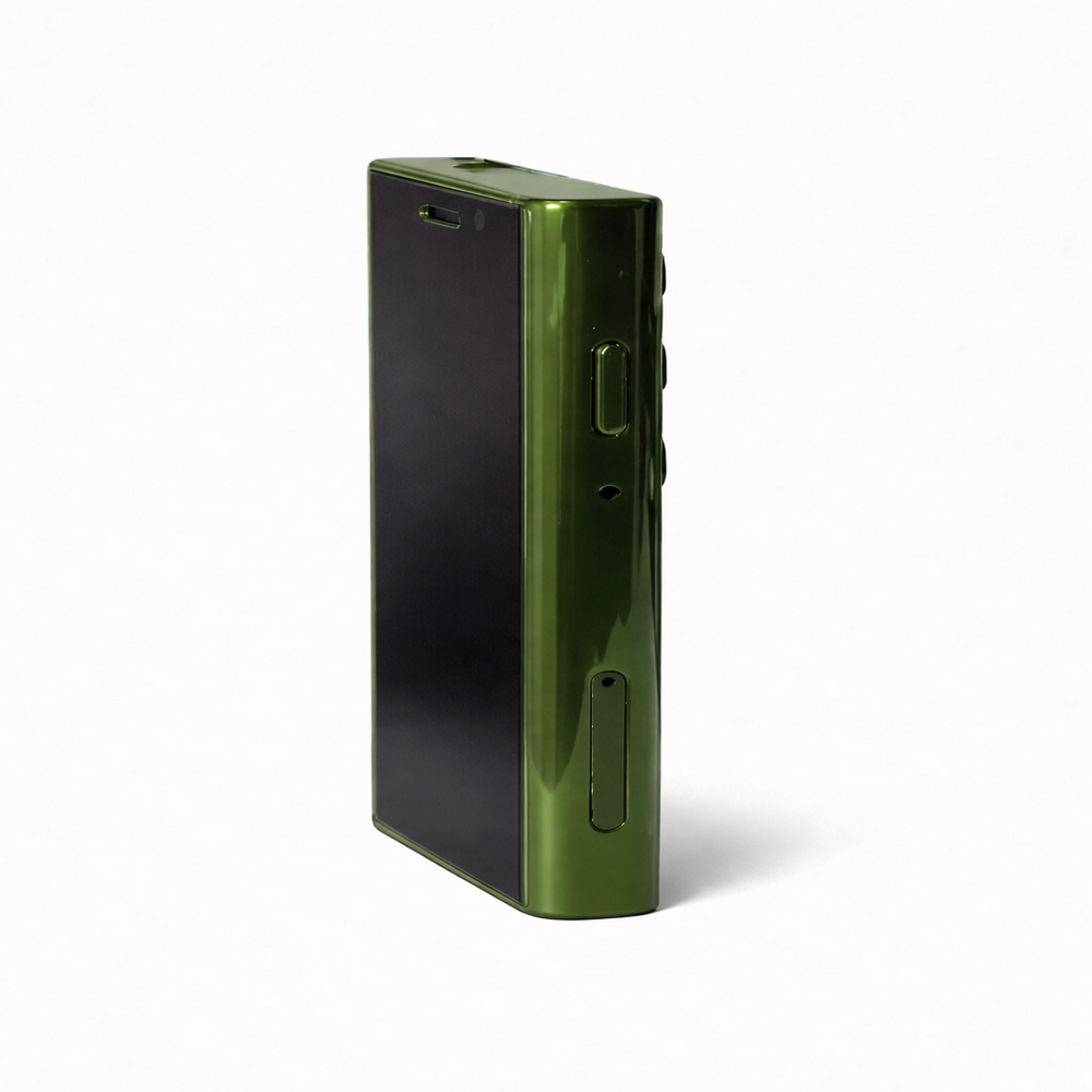 Un teléfono móvil verde brillante se encuentra en posición vertical sobre un fondo blanco.