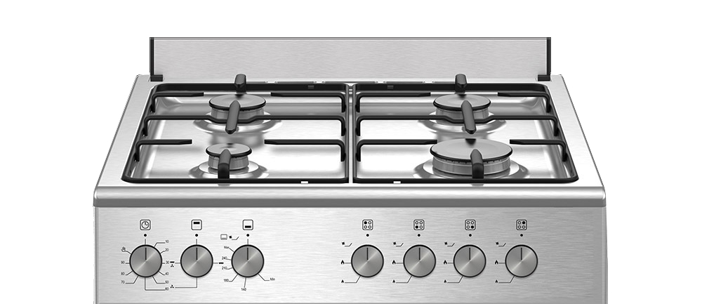 Cucina a gas in acciaio inossidabile con quattro bruciatori, griglie in ghisa nera e manopole argentate.