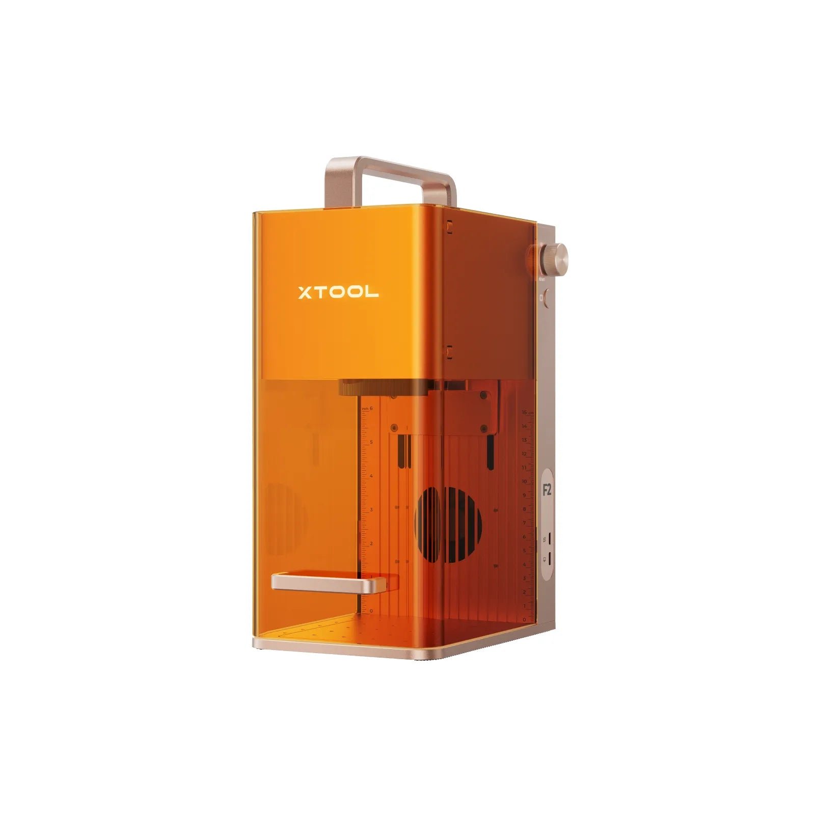 Incisore laser XTool arancione con schermo protettivo trasparente e maniglia, isolato su bianco.