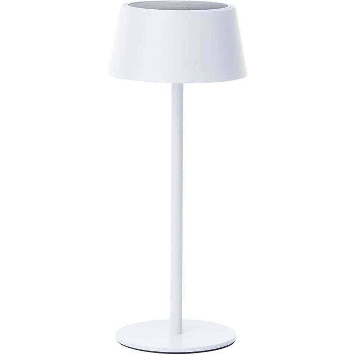 Eine schlichte, weiße Tischlampe mit schlankem Ständer und rundem Fuß vor weißem Hintergrund.