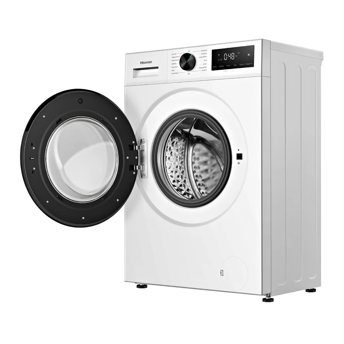 Una lavatrice bianca Hisense con oblò aperto e display digitale su sfondo bianco.