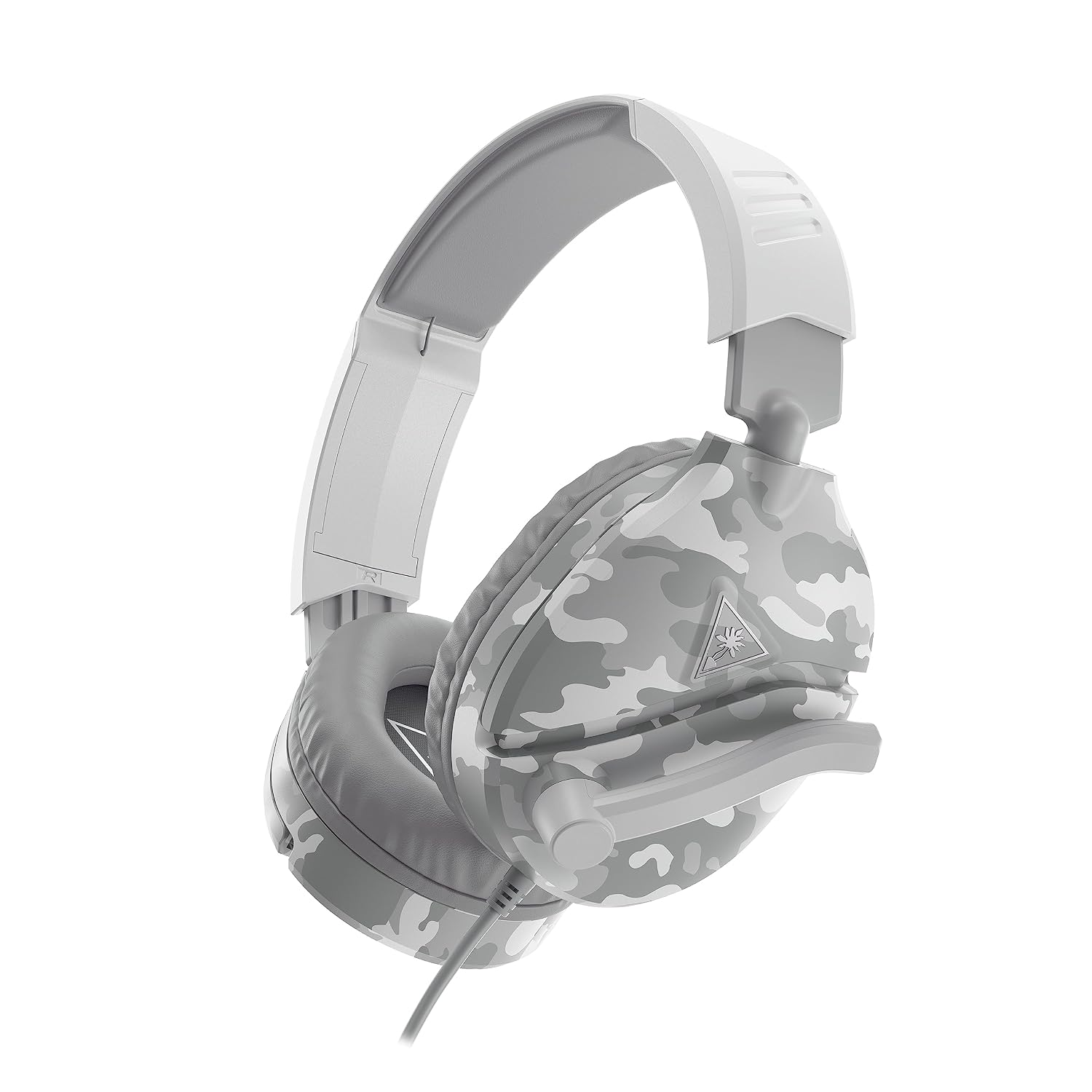 Unos auriculares para juegos de camuflaje gris con micrófono adjunto sobre un fondo blanco.